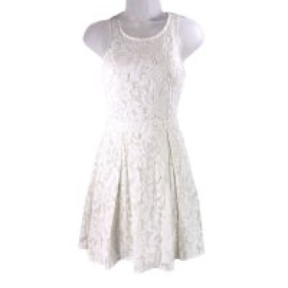 Lulu's Daisy Date White Lace Skater Dress S Side Cut Outs Racer Back Lined Zip